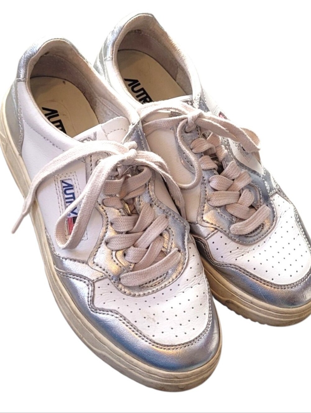 Autry Medalist Women’s White & Silver Lace-Up Sneakers Size 39/US 8.5
